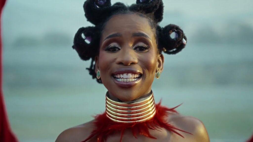 Lwah Ndlunkulu – Dlala Kamnandi feat. Saliwa - Featured Image