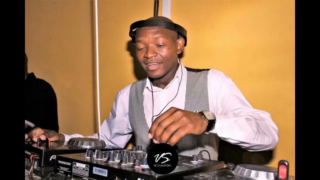 Vico Da Sporo – Umusa ngumusa feat Lufu - Featured Image