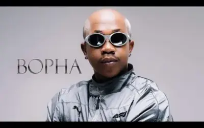 Young Stunna,DJ Maxc & Lowkiibeetz - Bopha feat. Madumane & DJ Maphorisa