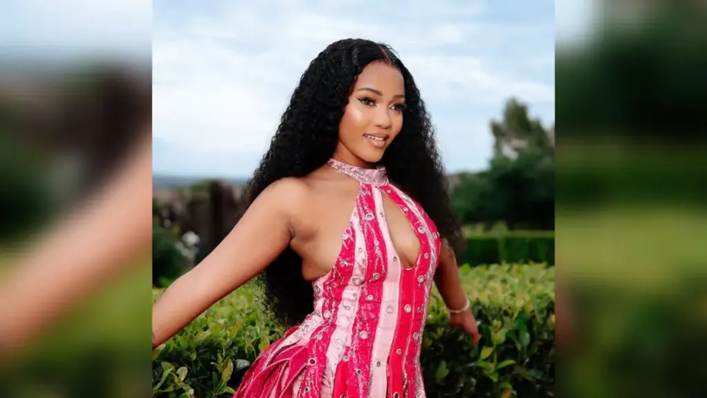 Zee Nxumalo & Dj Njebza – Ngisakuthanda - Featured Image